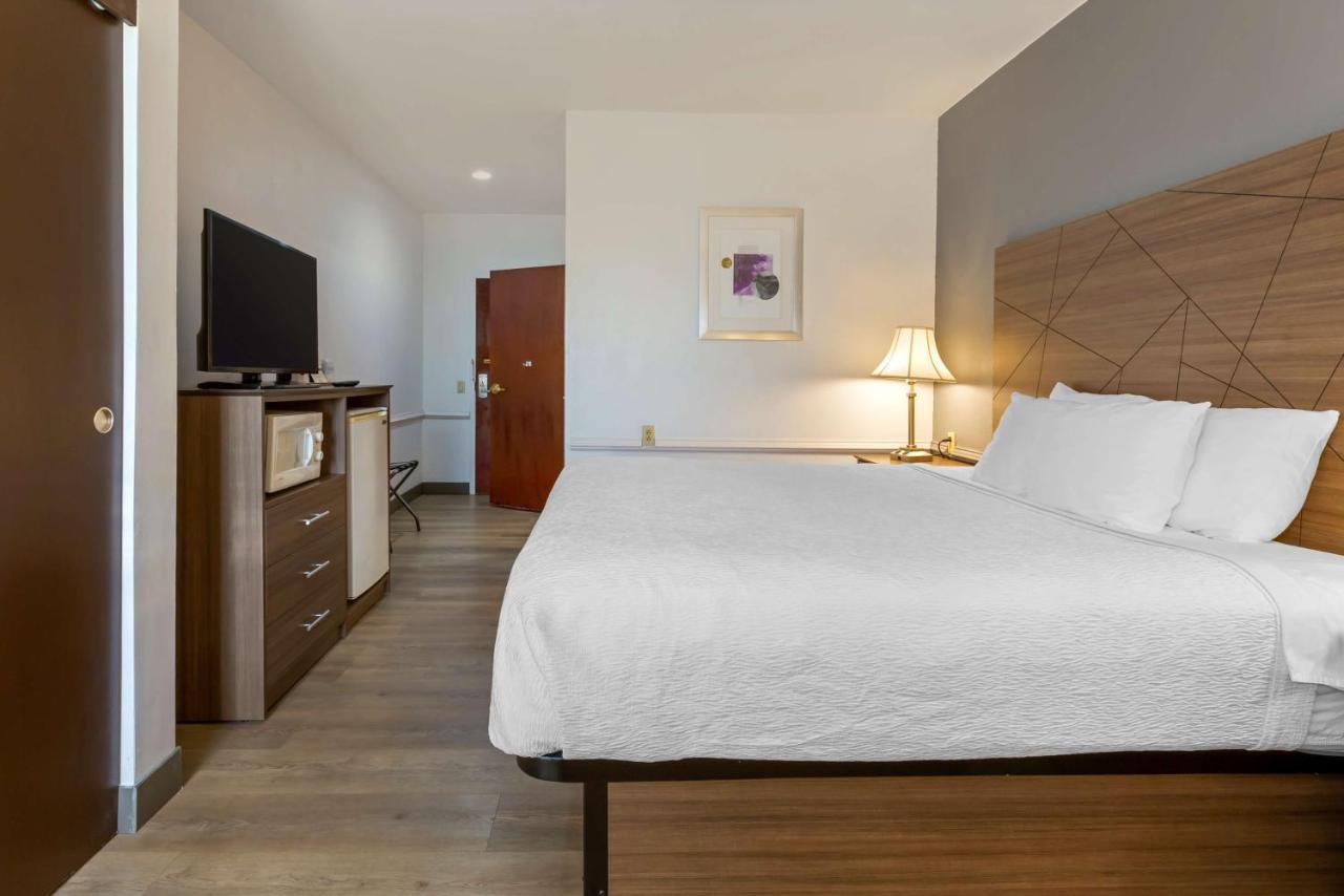 Best Western Plus South Hill Inn Eksteriør bilde