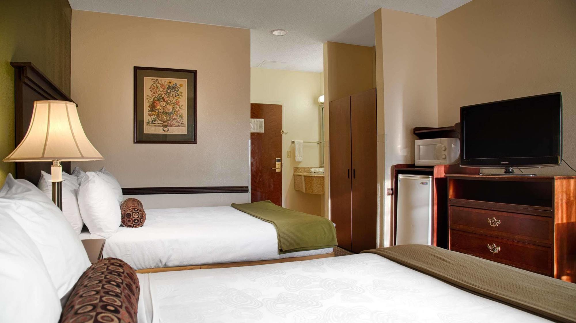 Best Western Plus South Hill Inn Eksteriør bilde